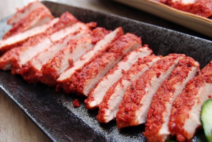 紅糟肉的特色 紅糟肉的特色