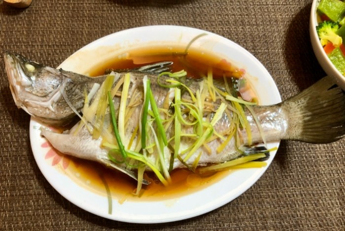 清蒸鱸魚做法 清蒸鱸魚做法